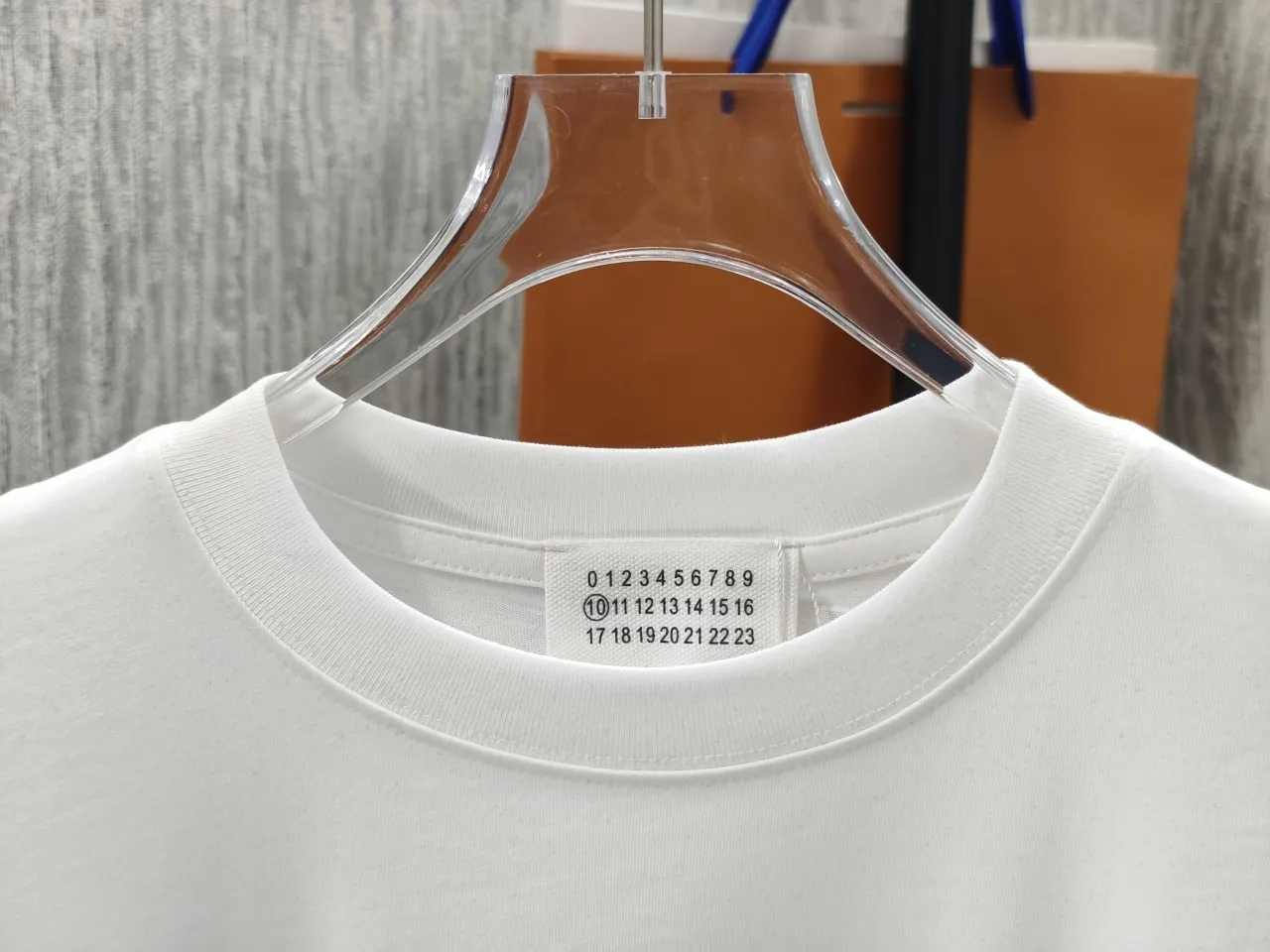 P80🌈🌈 MM 6/ New Arrival logo -【 32 】 - 320G 🔥 Logo ， - ：Black White - Size：S M L XL XXL - : ，os ， Same Style， Quality - Same Style